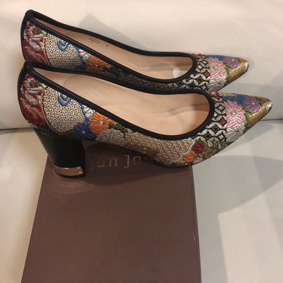 Shoes - Picture 3 of 5